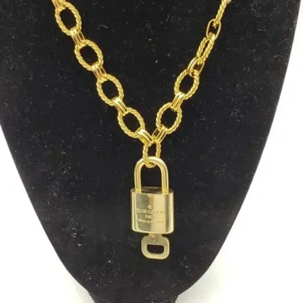 100% Auth Louis Vuitton Lock & Key with Gold Plated Gold Chain Necklace